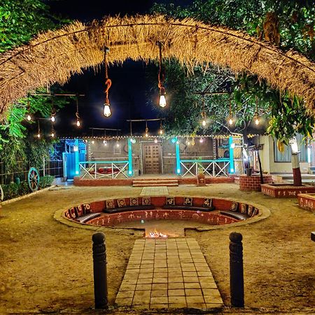 Pushp Vatika Resort & Lawns Navi Mumbai Zewnętrze zdjęcie