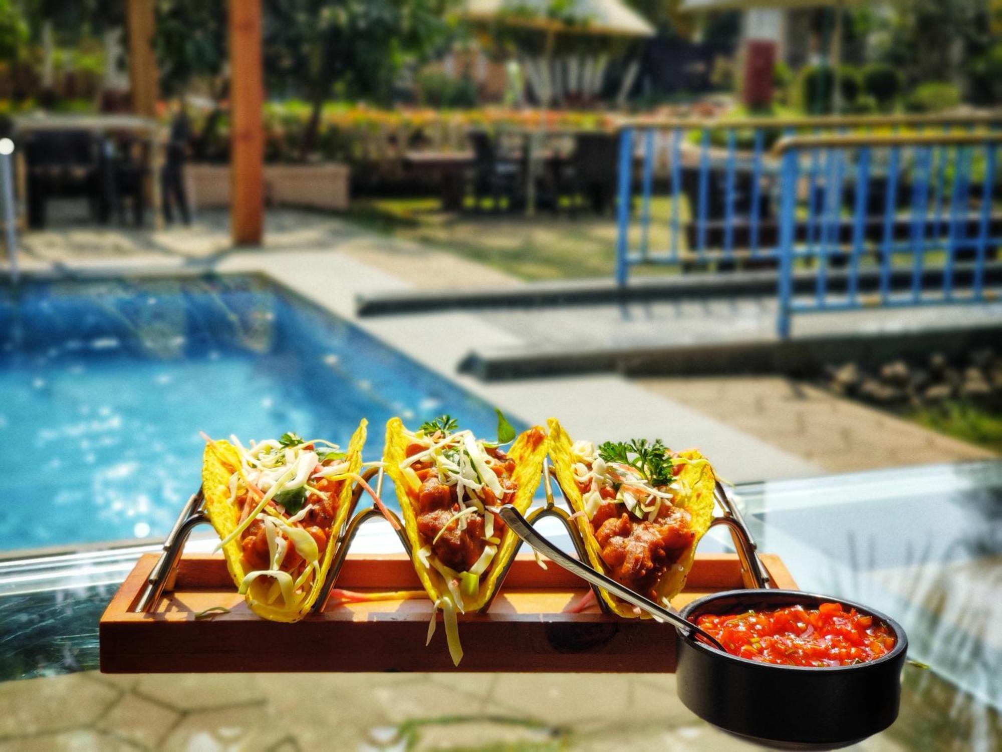 Pushp Vatika Resort & Lawns Navi Mumbai Zewnętrze zdjęcie