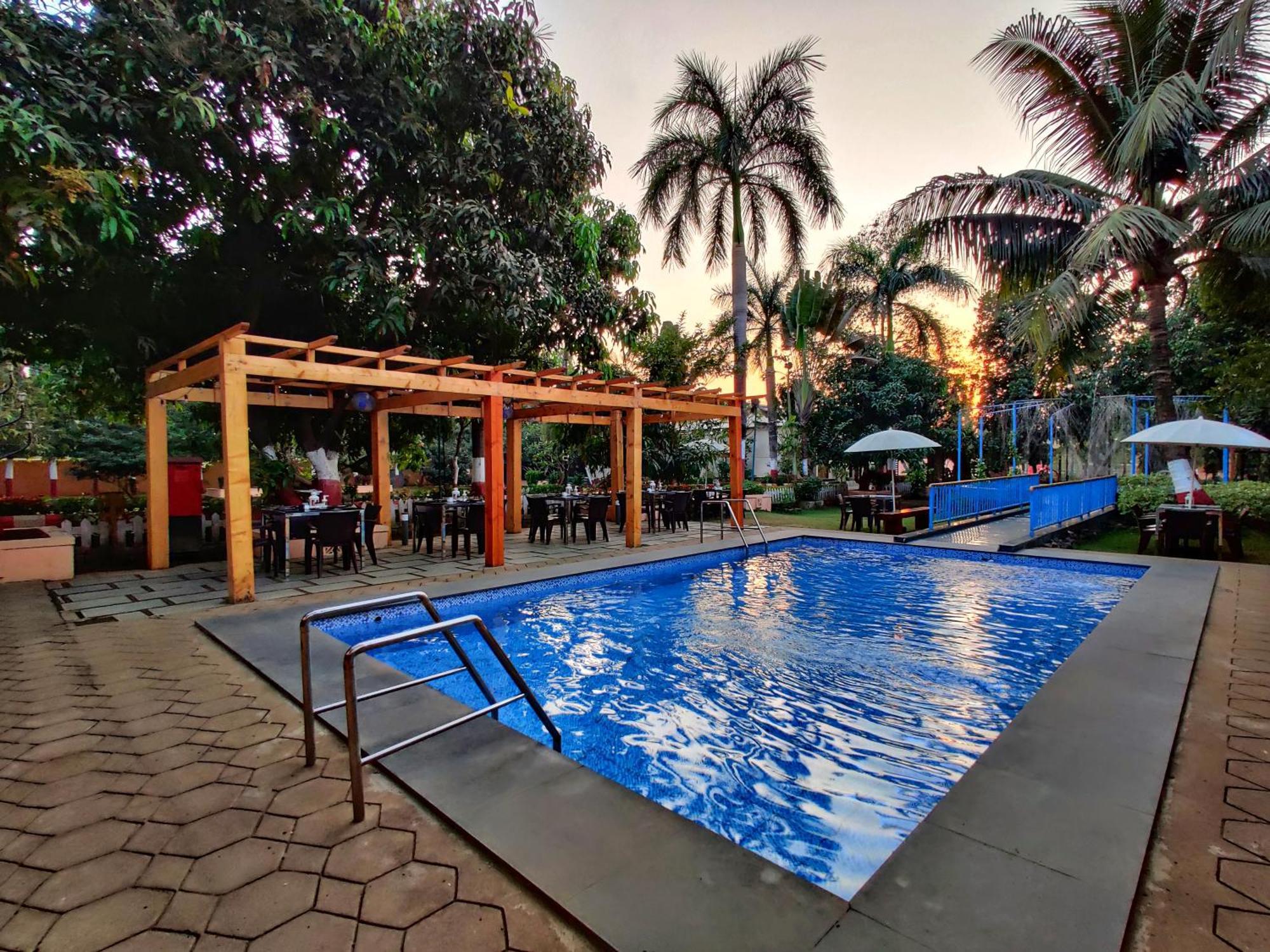 Pushp Vatika Resort & Lawns Navi Mumbai Zewnętrze zdjęcie